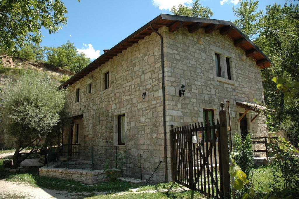 La Mola Maringalli Casa de hóspedes Cascia Exterior foto